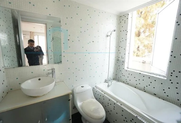 Rm 302 No 7 Tomson Garden(7)
