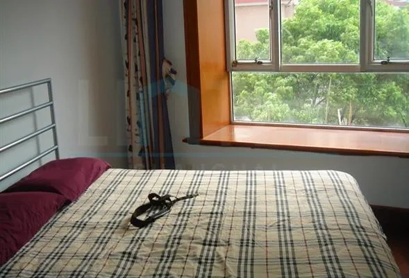 Rm 302 No 8 Art Apartment(7)