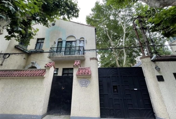 Rm 302 No 83 Wuxing  Road(9)