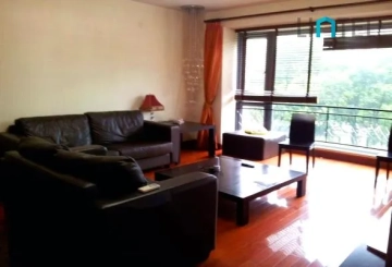 Rm 303 No 1 The Summit(2)