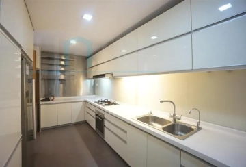 Rm 303 No 378 Lakeside Ville(4)