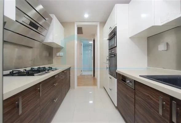 Rm 303 No 7 Eight Park Avenue(5)