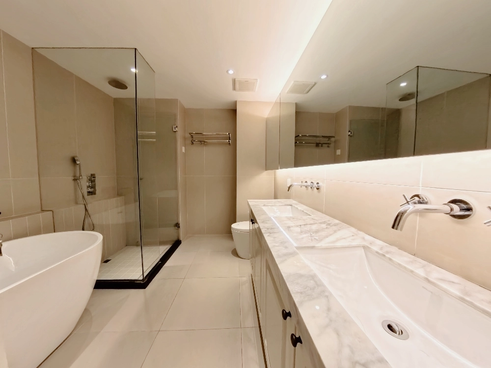 Rm 304 No 18 Lakeville Regency(13)