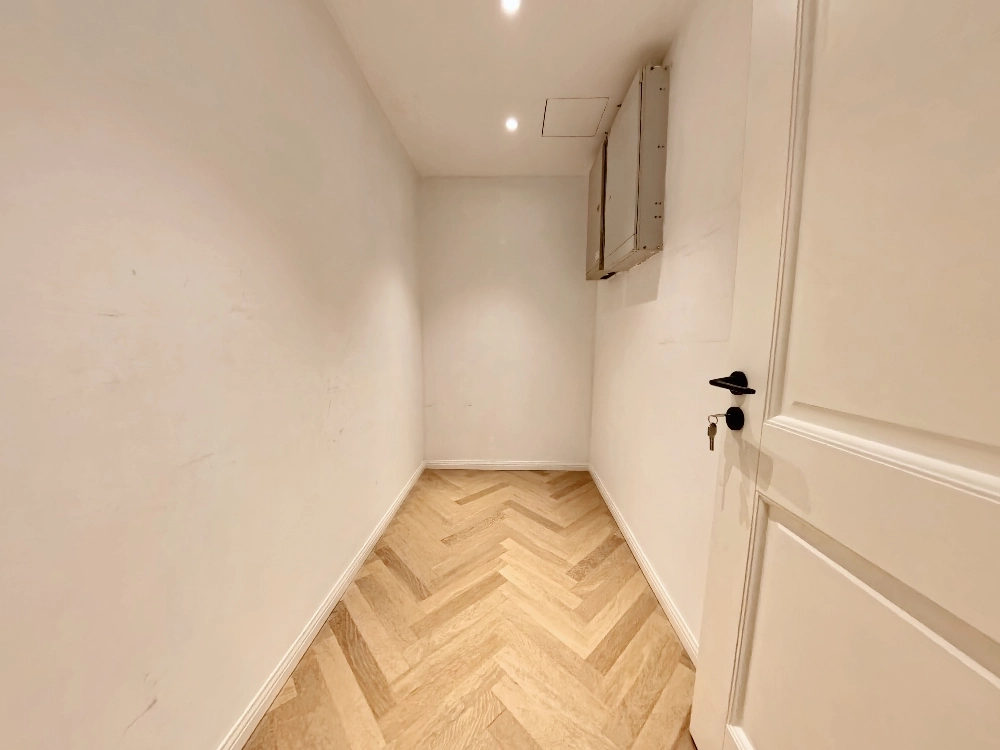 Rm 304 No 18 Lakeville Regency(17)