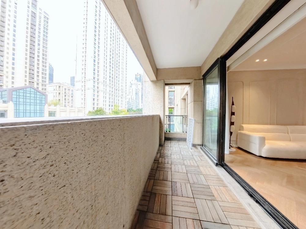 Rm 304 No 18 Lakeville Regency(3)