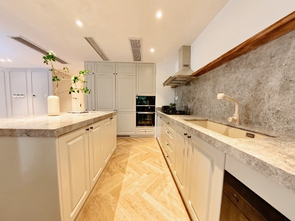 Rm 304 No 18 Lakeville Regency(9)