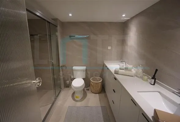 Rm 304 No 2 Century Metropolis(7)