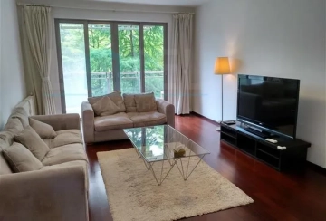 Rm 304 No 4 La Cite