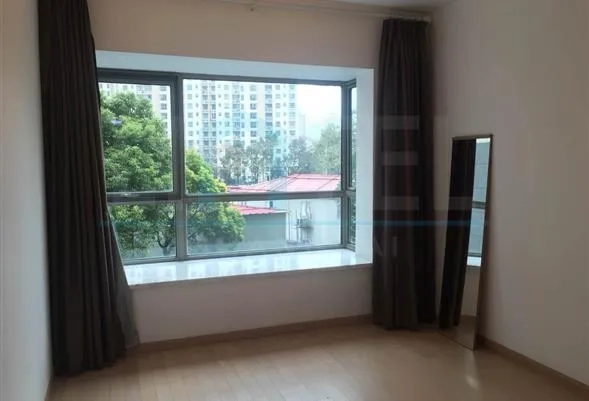 Rm 304 No 5 Eight Park Avenue(5)