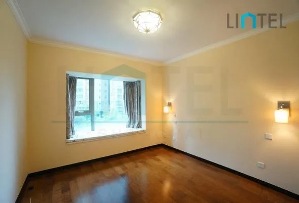 Rm 304 No 8 Eight Park Avenue(6)
