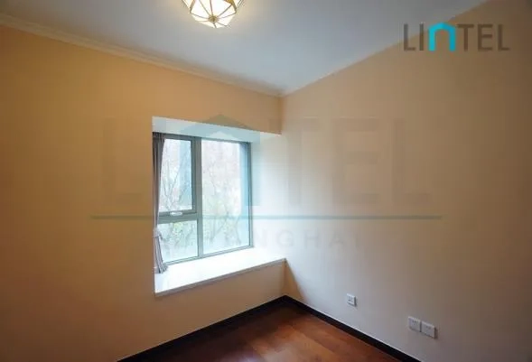 Rm 304 No 8 Eight Park Avenue(10)