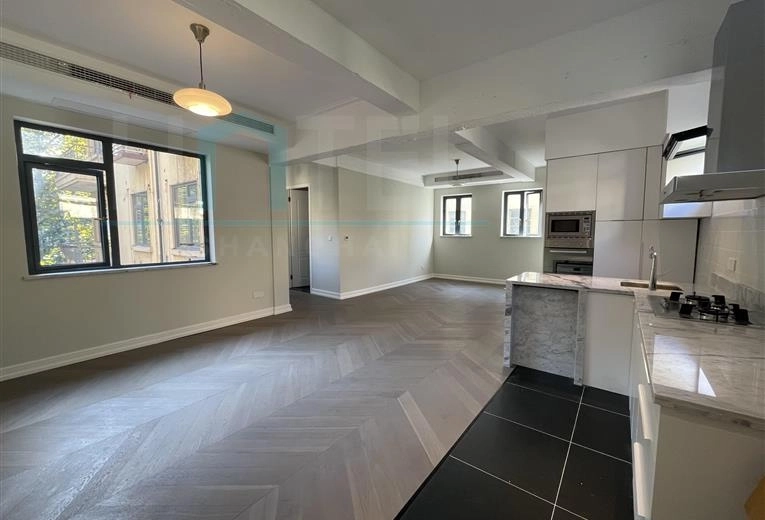 Rm 306 No 1 Lane 622 Huaihai middle Road