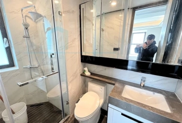 Rm 3102 No 5 Shanghai Bay Phase II(10)
