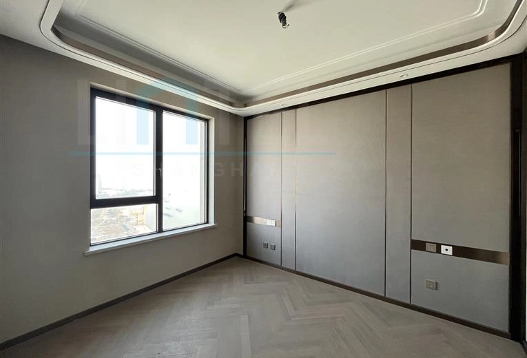 Rm 3201 No 16 Shanghai Bay Phase II(11)