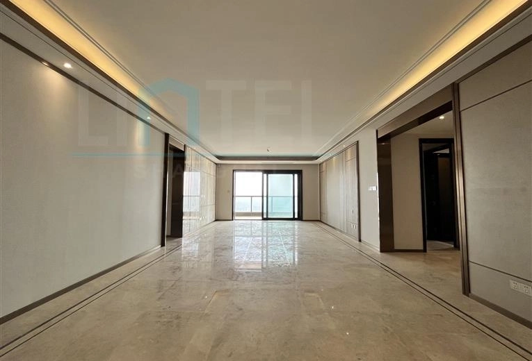 Rm 3201 No 16 Shanghai Bay Phase II(2)