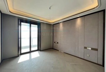Rm 3201 No 16 Shanghai Bay Phase II(5)