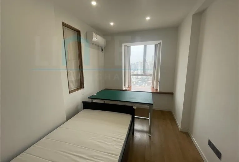 Rm 3201 No 3 Manhattan Heights(8)