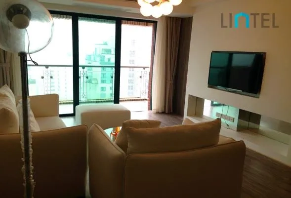 Rm 3203 No D The Courtyards(2)