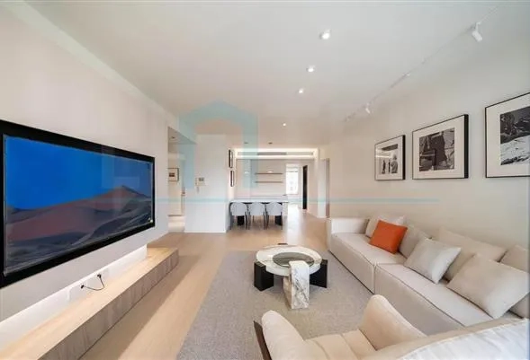Rm 32A No 4 One Park Avenue(2)