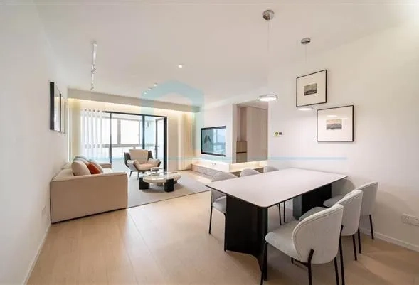 Rm 32A No 4 One Park Avenue(3)