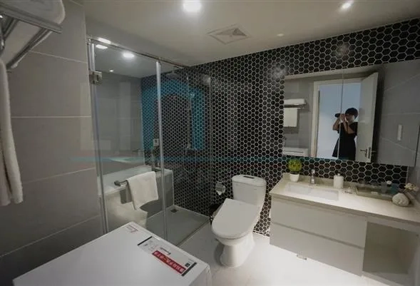 Rm 3302 Citadines Shanghai Yan'an West(4)