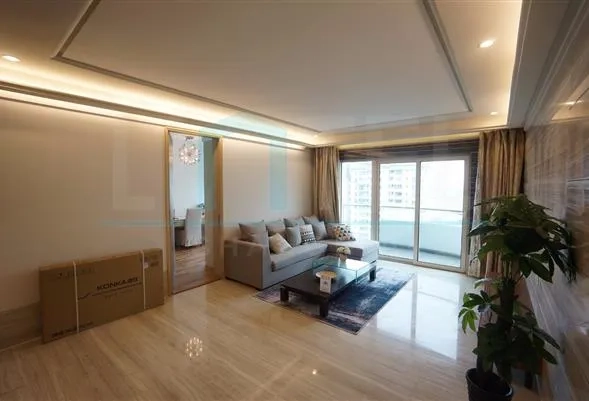 Rm 3302 No 23 A Hundred Garden