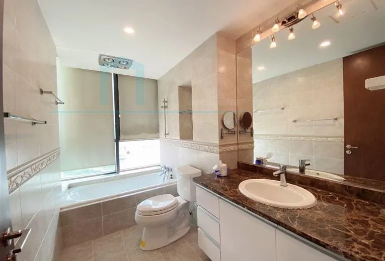 Rm 33A No 7 City Condo(11)