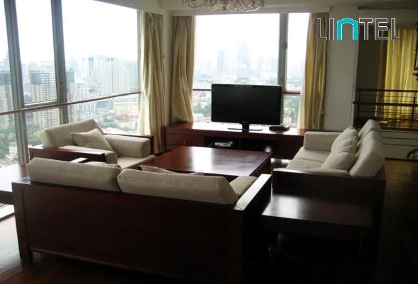 Rm 33E No 2 Chevalier Place