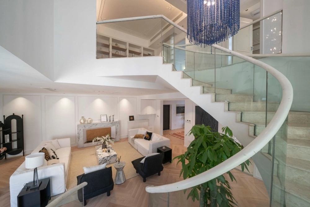 Rm 3401 No 3 Chrysanthemum Park(4)