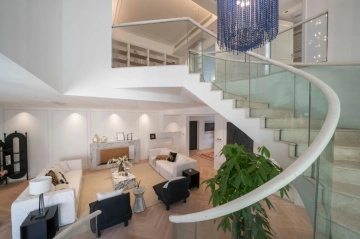 Rm 3401 No 3 Chrysanthemum Park(4)