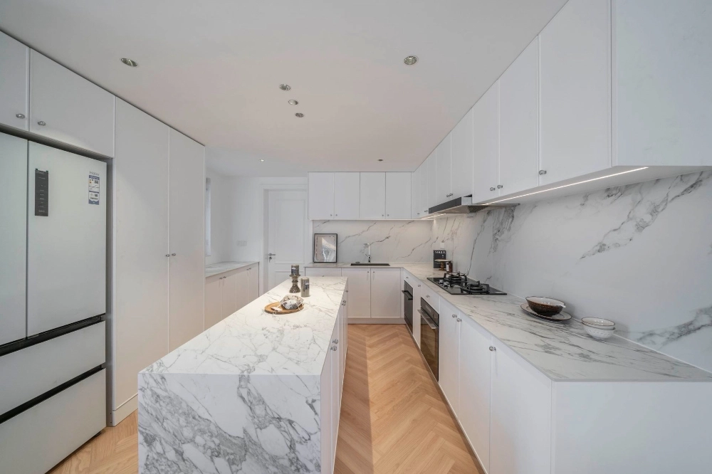 Rm 3401 No 3 Chrysanthemum Park(6)