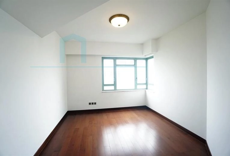 Rm 3501 No 2 Central Residence I(17)