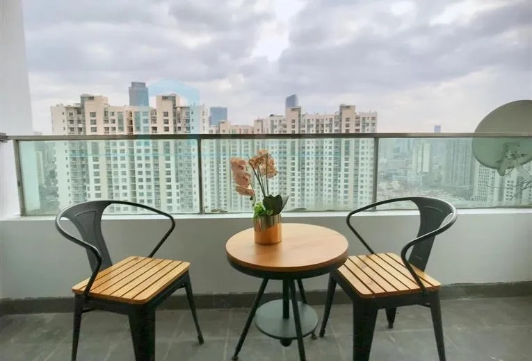 Rm 3502 No 5 Eight Park Avenue(2)