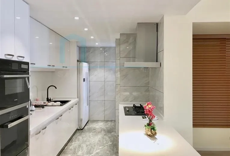 Rm 3502 No 5 Eight Park Avenue(6)