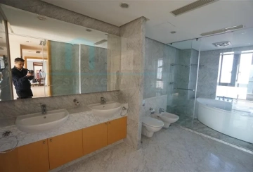 Rm 3605 No 3 Jing'an Four Seasons(10)