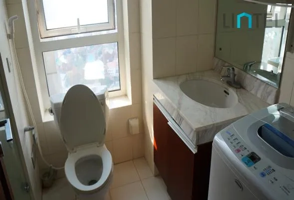 Rm 3702 No 10 Edifice(10)
