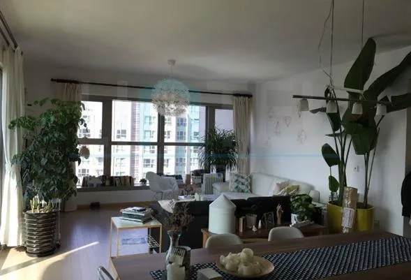 Rm 3703 No 3 Eight Park Avenue(2)