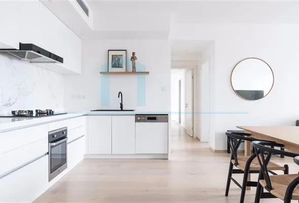 Rm 3707 No 5 Central Residence I(3)