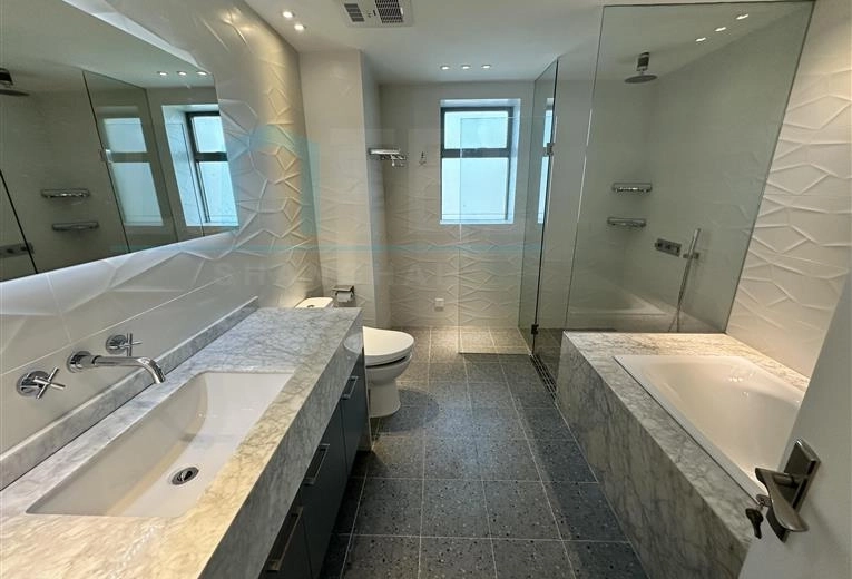 Rm 38A No 5 One Park Avenue(12)