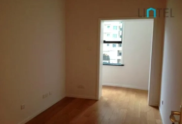 Rm 3A No 1 Ambassy Court(6)