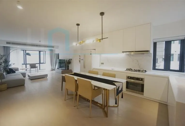 Rm 3A No 2 Grand Plaza(2)