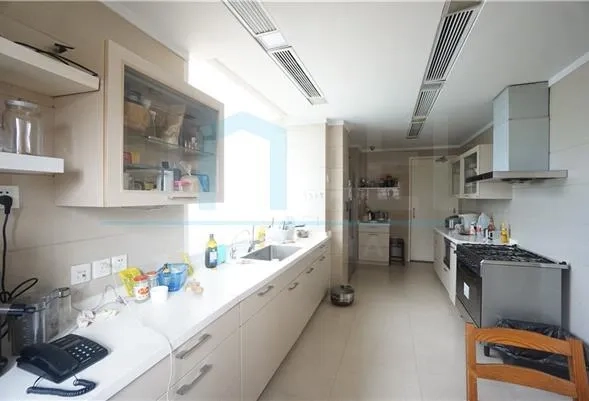 Rm 3AB No 1 Chevalier Place(7)