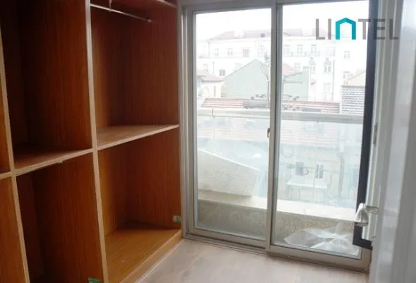 Rm 3C No 2 Chevalier Place(8)