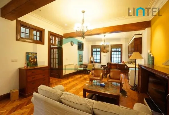 Rm 4 No 185 Chongqing south Road(2)