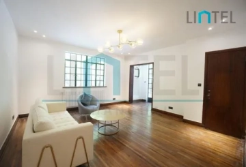 Rm 4 No 40 Maoming south Road