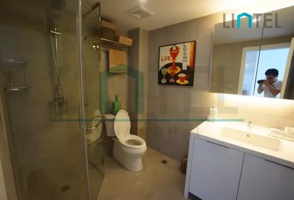 Rm 401 Dong Hu Mansion(11)