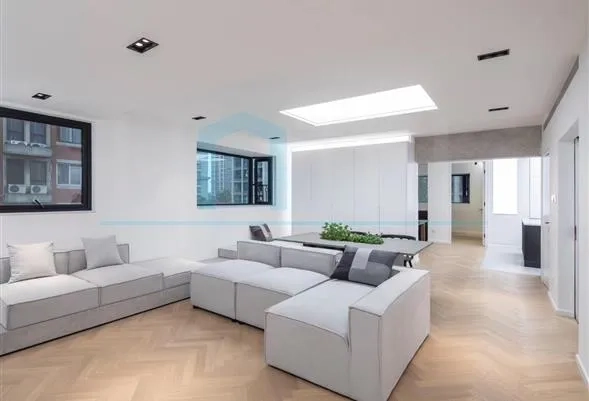 Rm 401 Le Vincent Court
