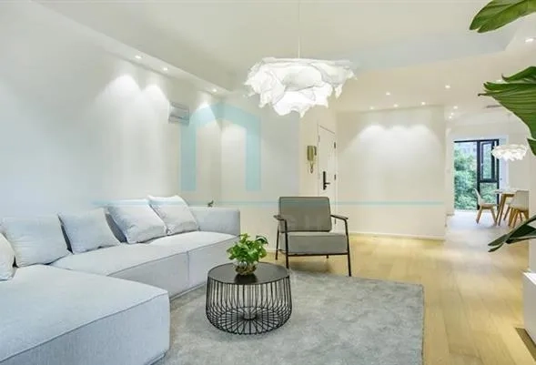 Rm 401 No 1 Uptown Garden(2)