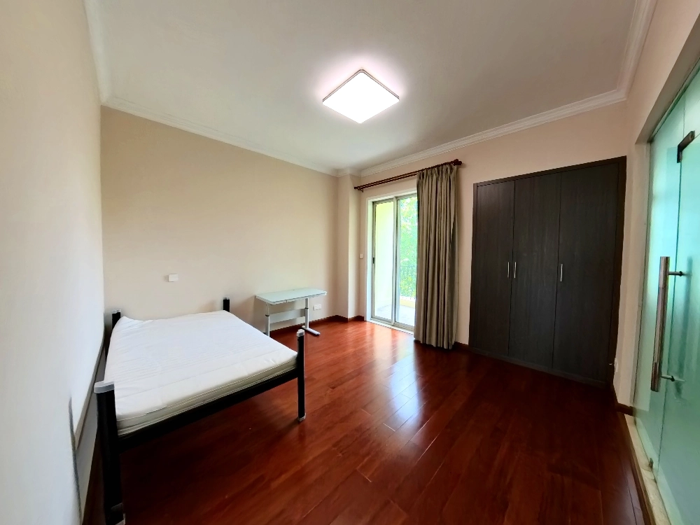 Rm 401 No 2 Tomson Garden(12)