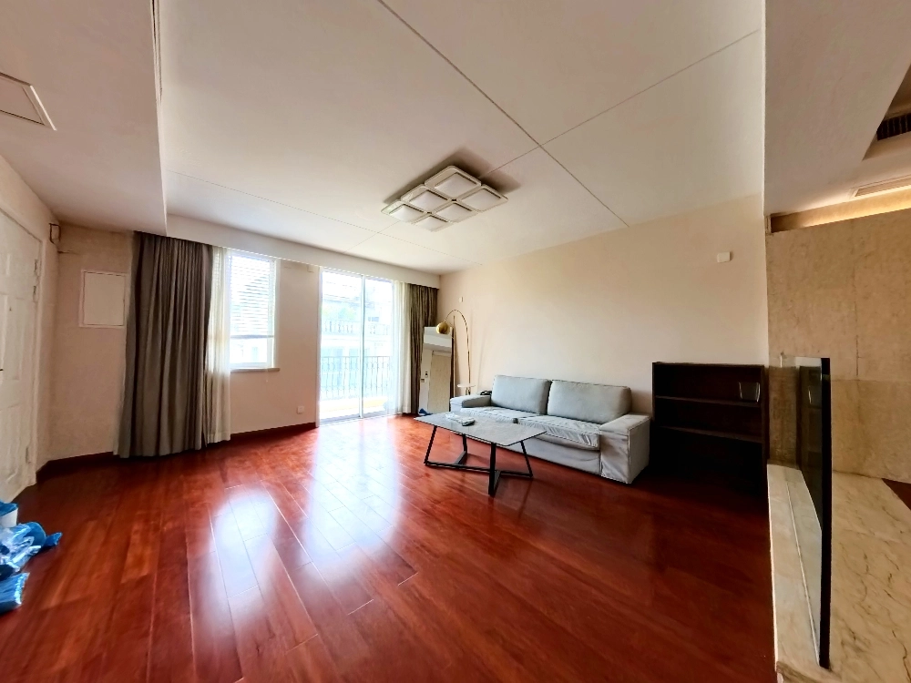 Rm 401 No 2 Tomson Garden(2)